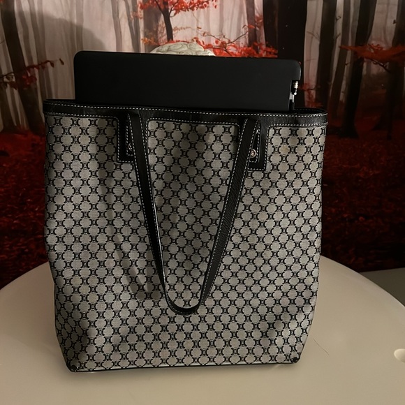 Celine little tote - Picture 9 of 15